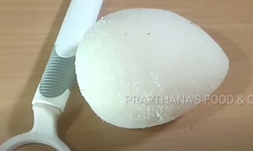 തേങ്ങാ ഇതുപോലെ ആക്കുന്നത് എങ്ങിനെയെന്ന് അറിയോ ?