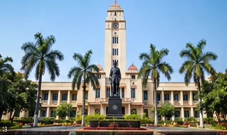 Kerala University degree certificate online application – university campus building representing higher education certification